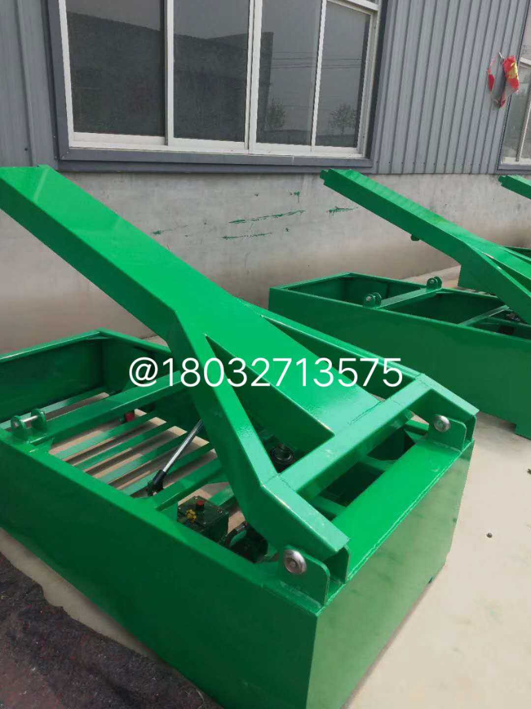 電動液壓籃球架